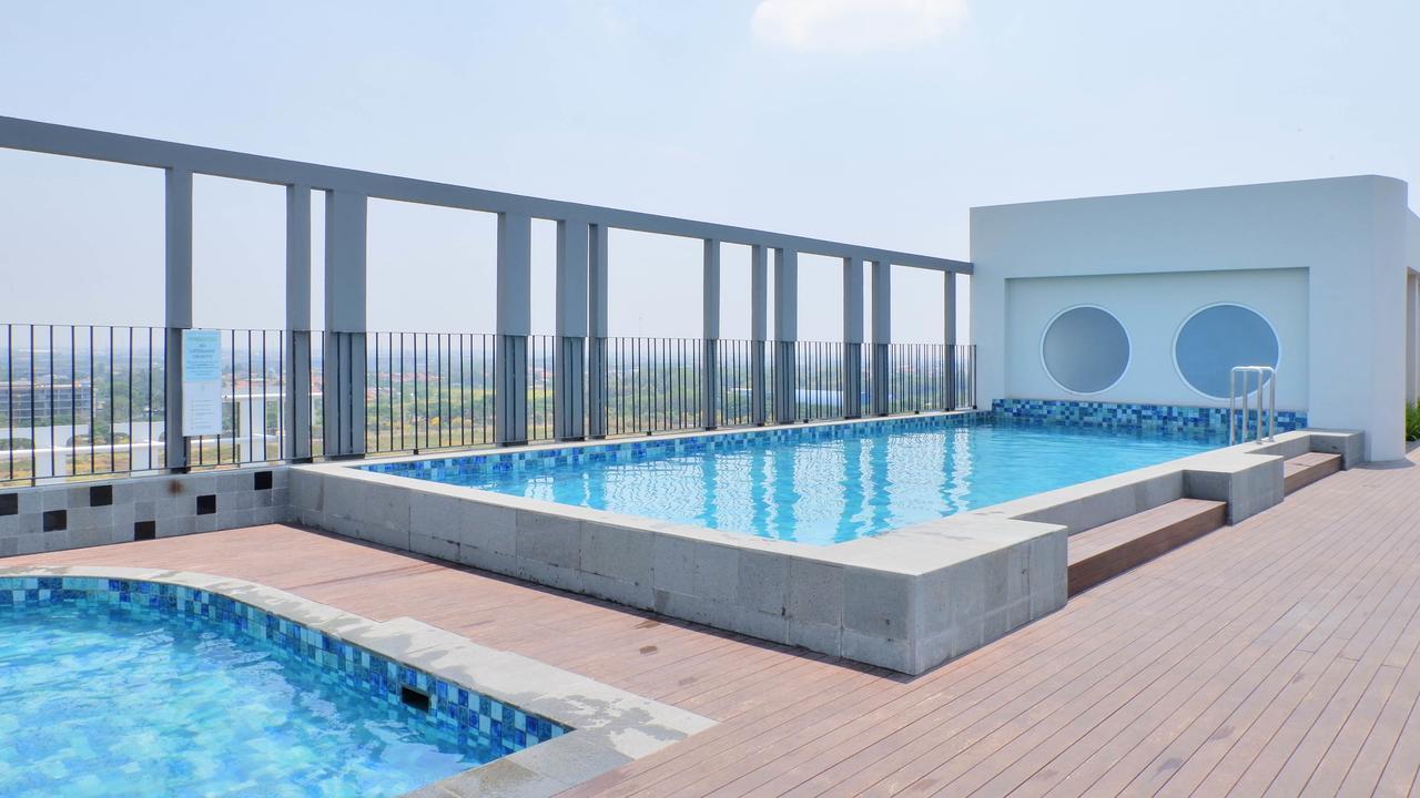Swiss-Belinn Cikarang Exterior photo