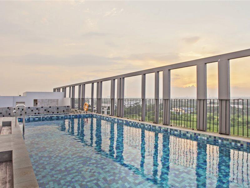 Swiss-Belinn Cikarang Exterior photo